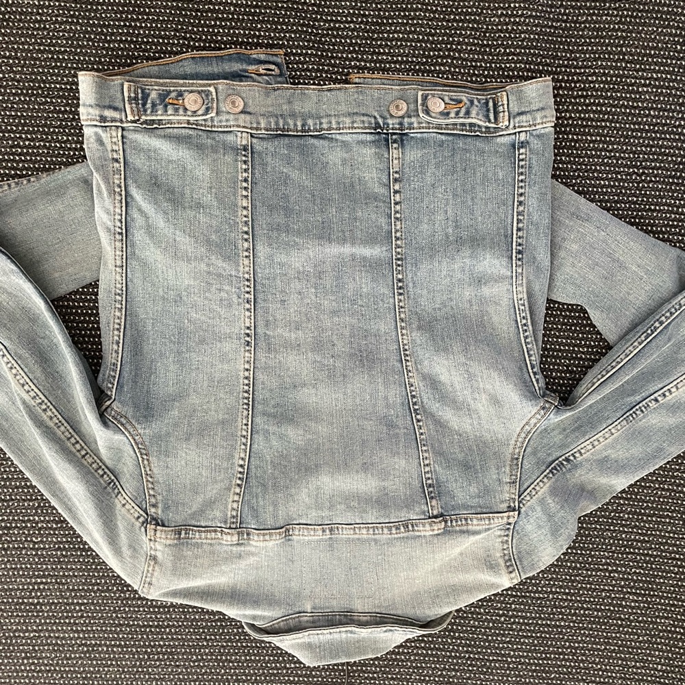 LEVI denim jacket - Picture 3 of 3